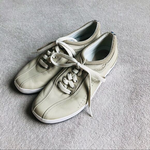 Keds Spirit Leather Sneaker - Picture 1 of 9